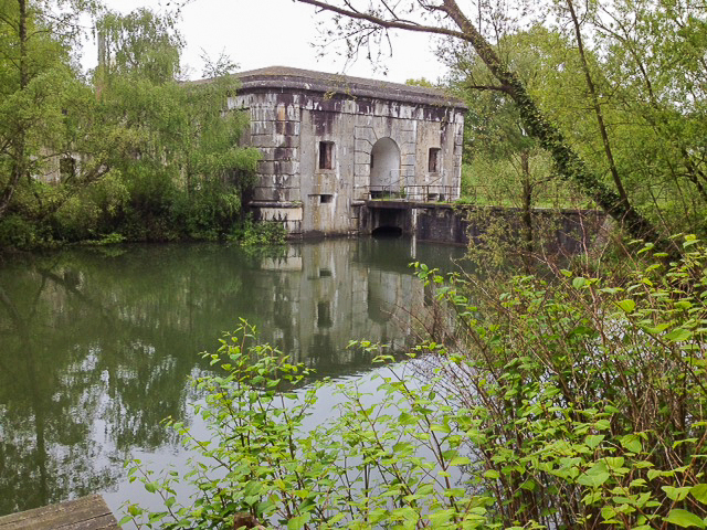 Wandeling langs het fort van Haasdonk ( 5 km)